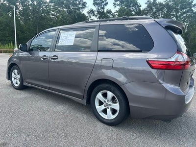2020 Toyota Sienna LE 8 Passenger
