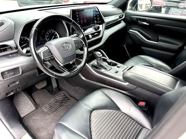 2021 Toyota Highlander XSE