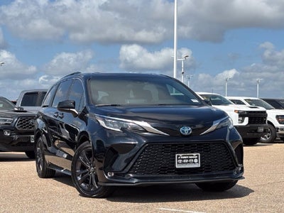 2024 Toyota Sienna XSE 7-Passenger
