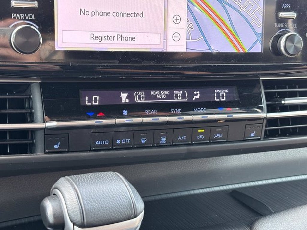 2024 Toyota Sienna XSE 7-Passenger