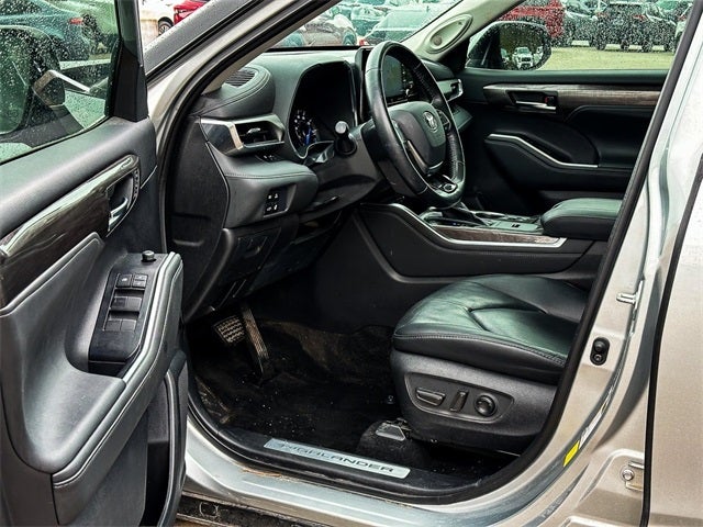 2021 Toyota Highlander Hybrid Limited