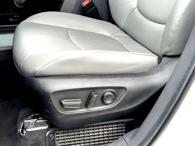 2024 Toyota Sienna XLE 8 Passenger