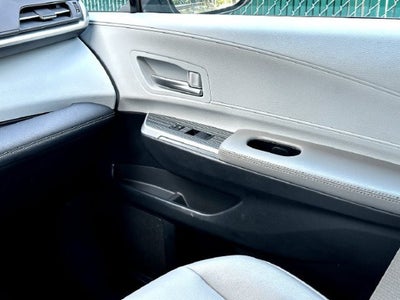 2025 Toyota Sienna XLE 8-Passenger