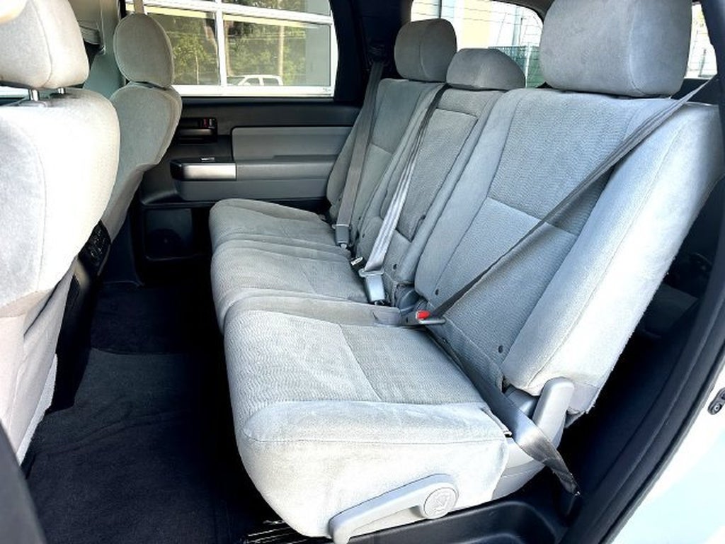 2020 Toyota Sequoia SR5