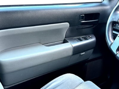 2020 Toyota Sequoia SR5