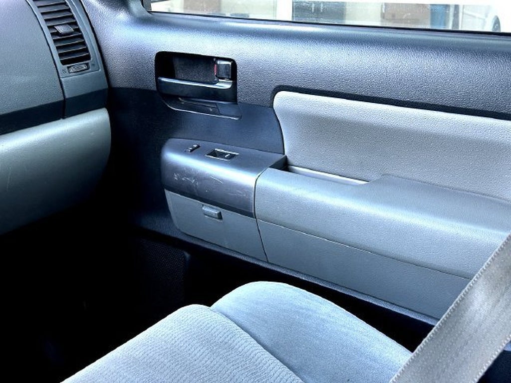 2020 Toyota Sequoia SR5