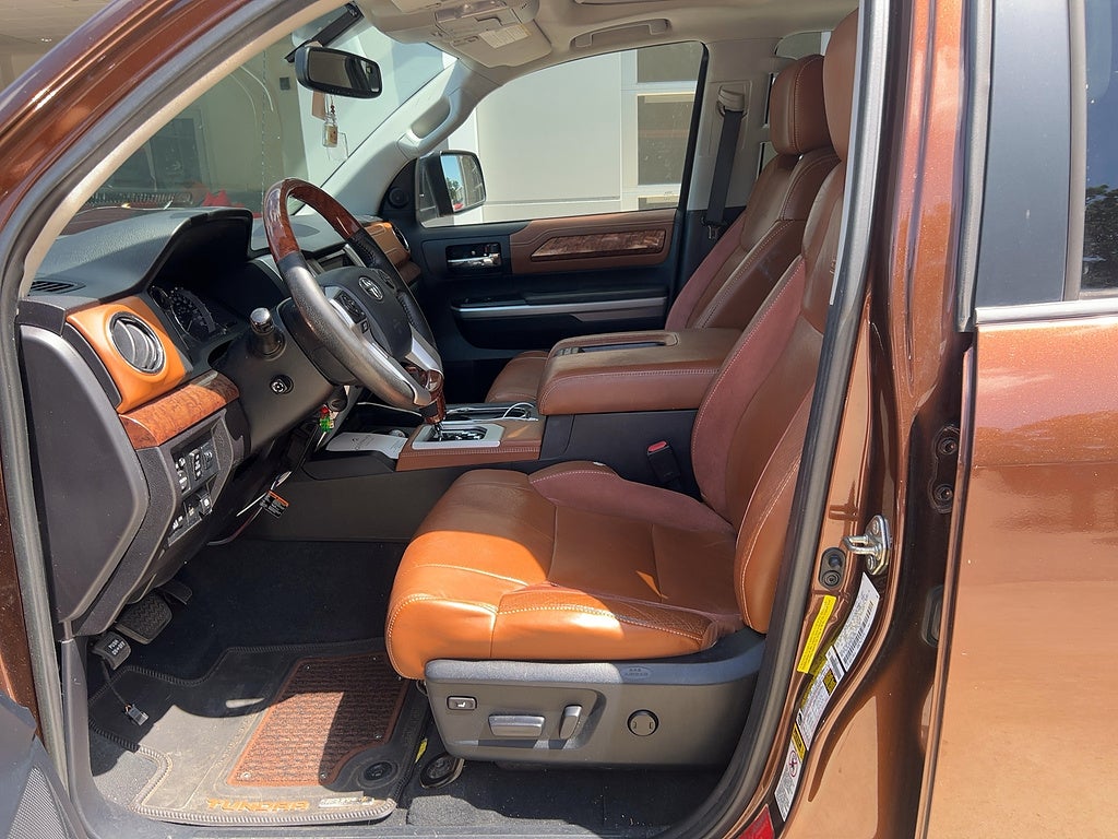 2014 Toyota Tundra 4WD Truck Platinum