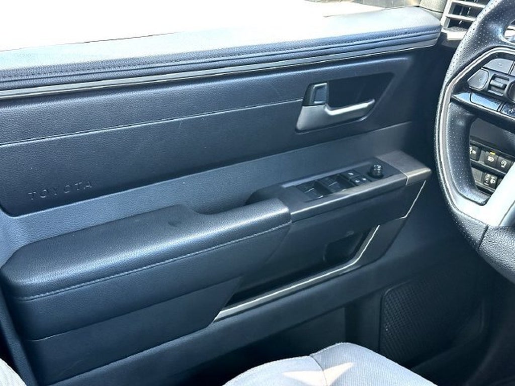 2024 Toyota Tundra 4WD SR5