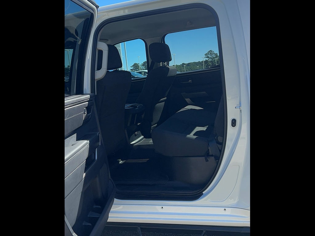 2024 Toyota Tundra 4WD SR5