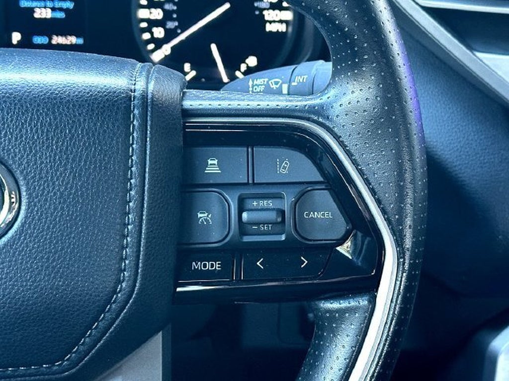 2024 Toyota Tundra 4WD SR5