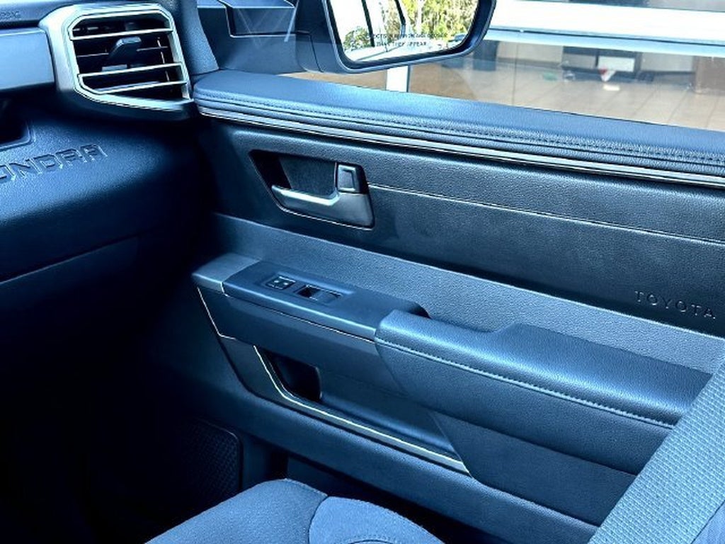 2024 Toyota Tundra 4WD SR5