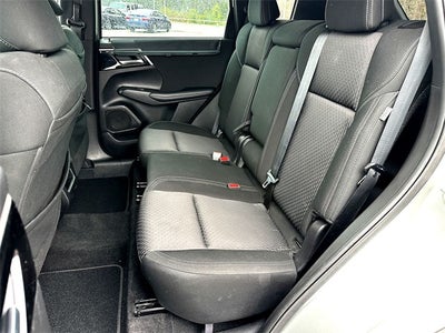 2022 Mitsubishi Outlander ES