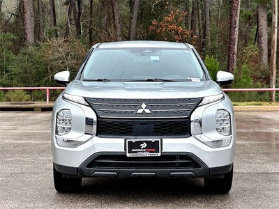 2022 Mitsubishi Outlander ES