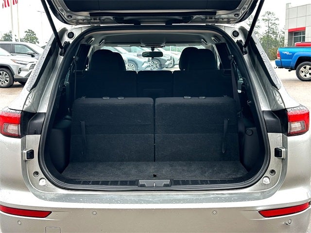 2022 Mitsubishi Outlander ES