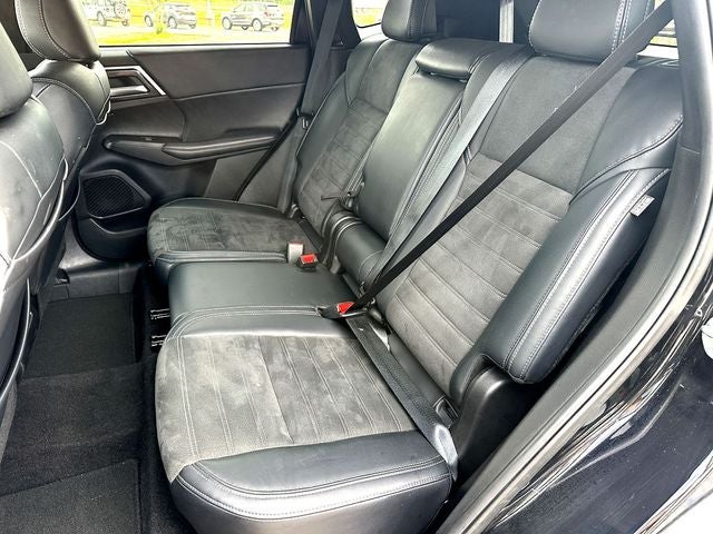 2024 Mitsubishi Outlander SE Black Edition