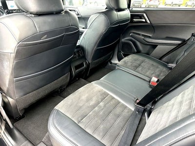 2024 Mitsubishi Outlander SE Black Edition