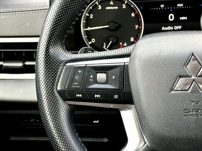 2024 Mitsubishi Outlander SE Black Edition