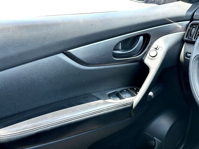 2022 Nissan Rogue Sport S