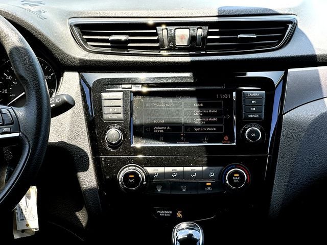 2022 Nissan Rogue Sport S