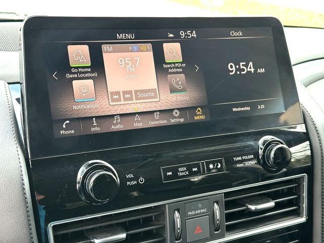 2024 Nissan Armada SV