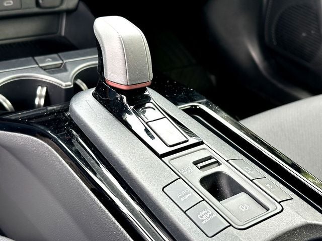 2025 Toyota Prius Plug-In Hybrid SE