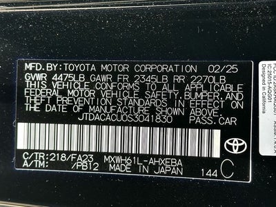 2025 Toyota Prius Plug-In Hybrid SE