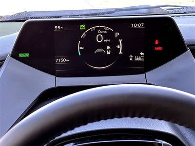 2025 Toyota Prius Plug-In Hybrid SE