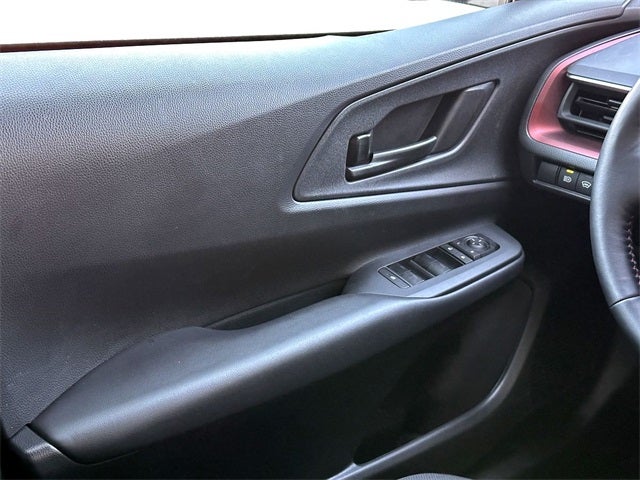 2025 Toyota Prius Plug-In Hybrid SE