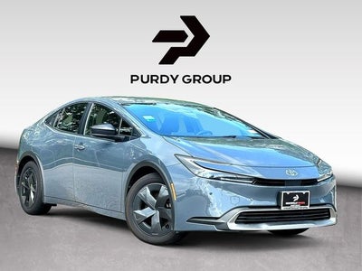 2025 Toyota Prius Plug-In Hybrid SE