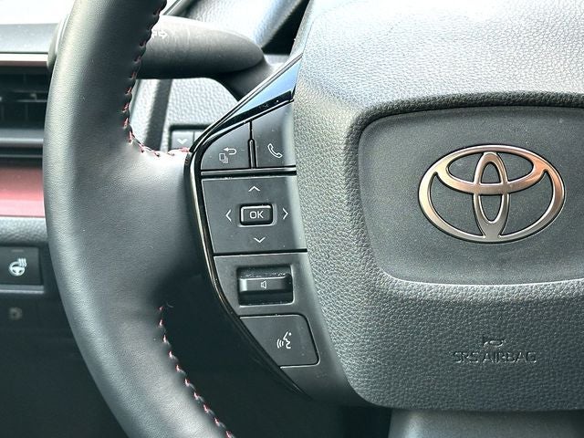 2025 Toyota Prius Plug-In Hybrid SE
