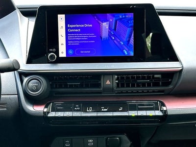 2025 Toyota Prius Plug-In Hybrid SE