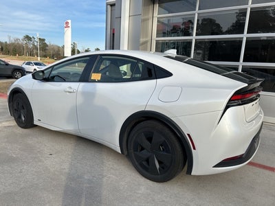 2025 Toyota Prius LE