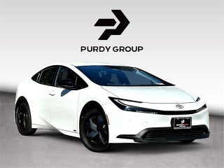 2025 Toyota Prius LE