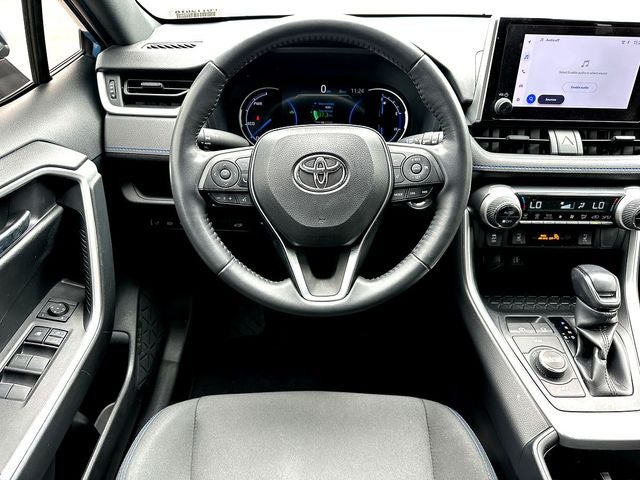 2023 Toyota RAV4 Hybrid SE