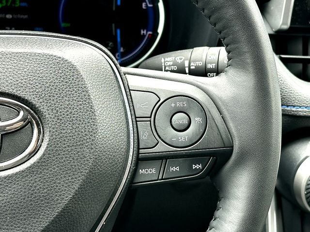 2023 Toyota RAV4 Hybrid SE