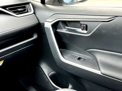 2023 Toyota RAV4 Hybrid SE