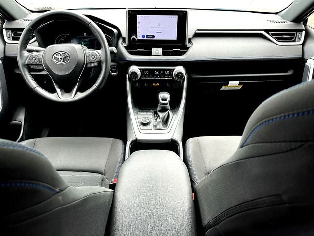 2023 Toyota RAV4 Hybrid SE