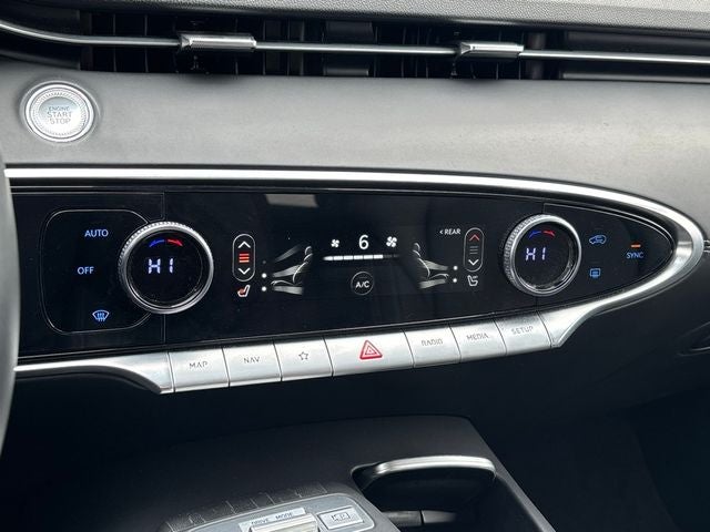 2025 Genesis GV70 2.5T