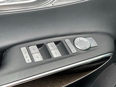 2025 Genesis GV70 2.5T