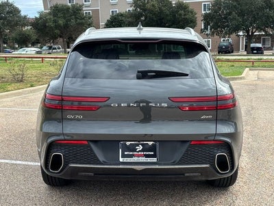 2025 Genesis GV70 2.5T
