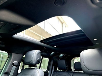 2023 Land Rover Defender 110 75th Edition