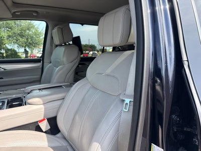 2023 Jeep Grand Wagoneer L Base