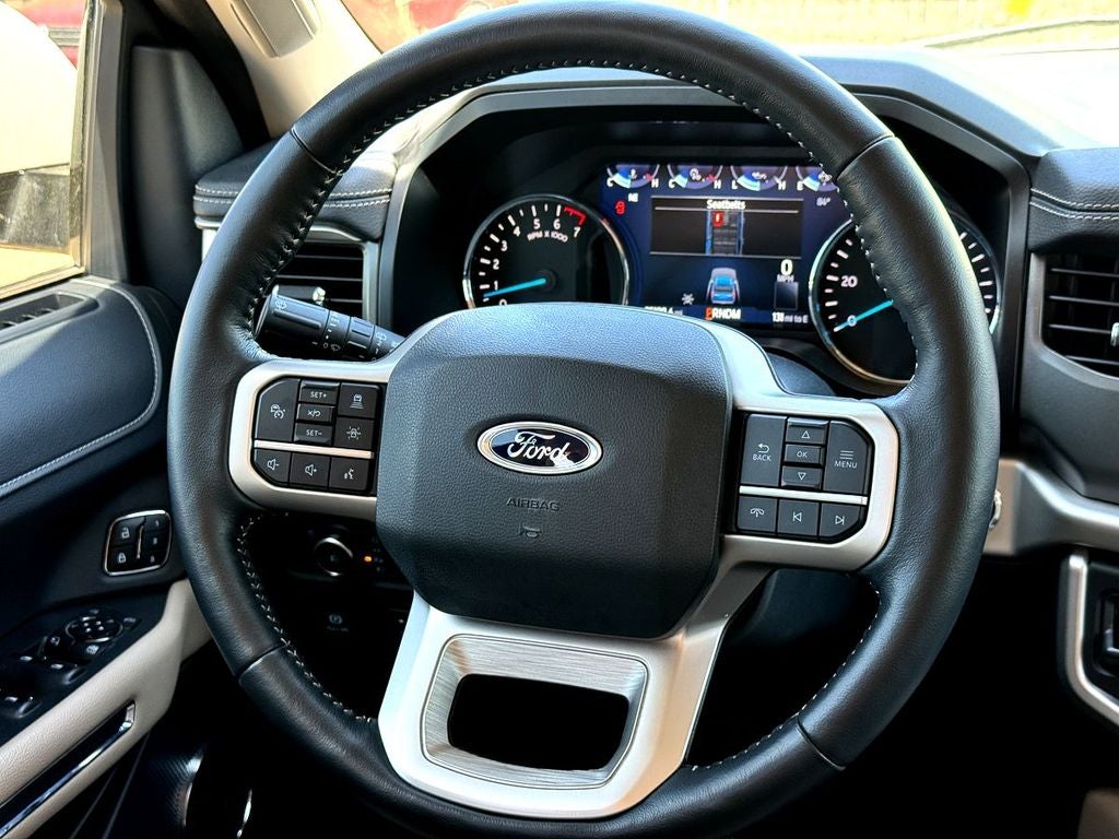 2023 Ford Expedition XLT