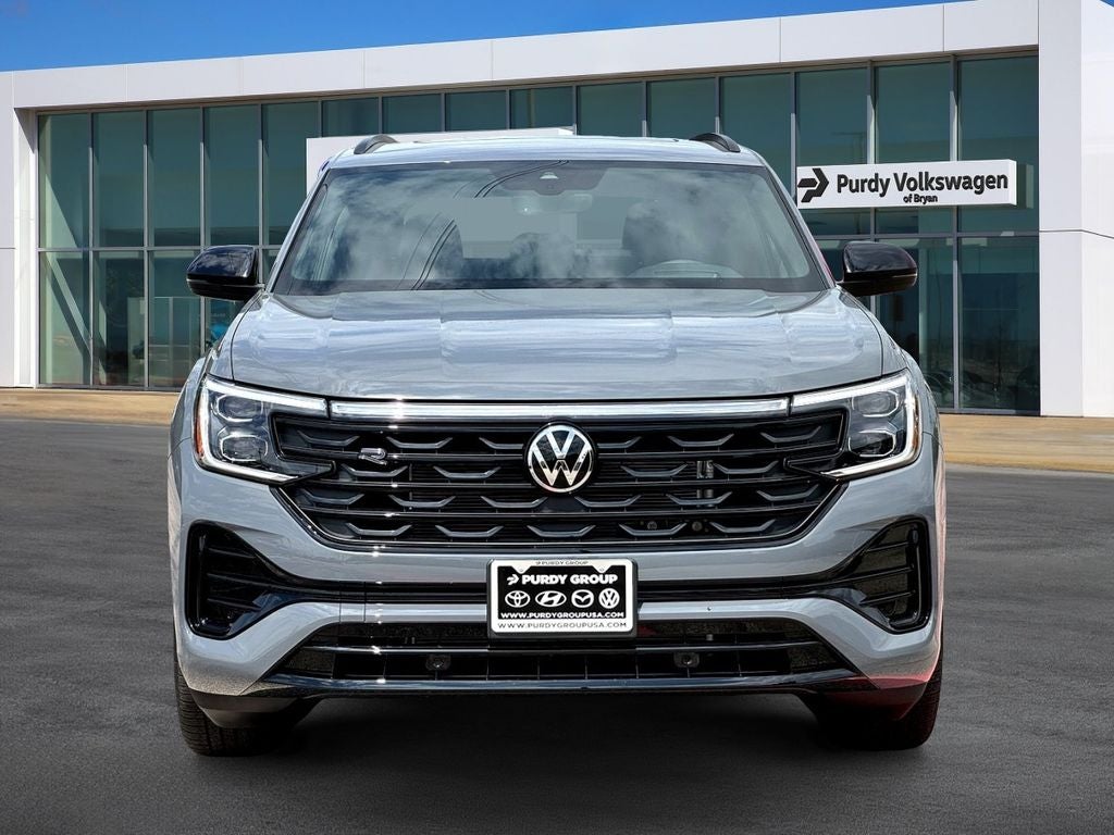 2026 Volkswagen Atlas Cross Sport 2.0T SEL R-Line Black