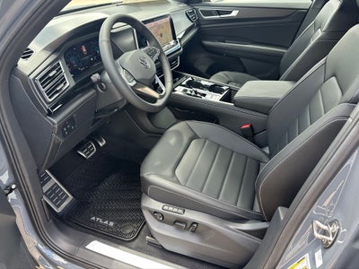 2026 Volkswagen Atlas Cross Sport 2.0T SEL R-Line Black