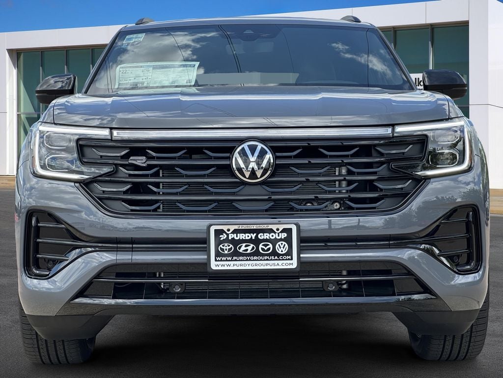 2026 Volkswagen Atlas Cross Sport 2.0T SEL R-Line Black
