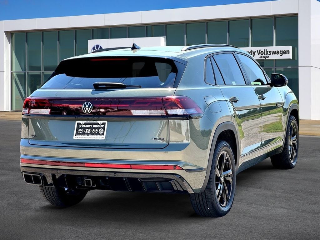 2026 Volkswagen Atlas Cross Sport 2.0T SEL R-Line Black