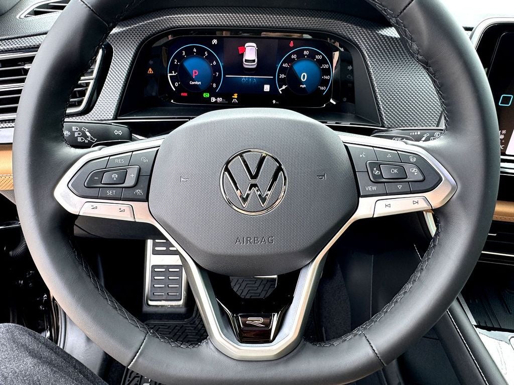 2026 Volkswagen Atlas Cross Sport 2.0T SEL R-Line Black