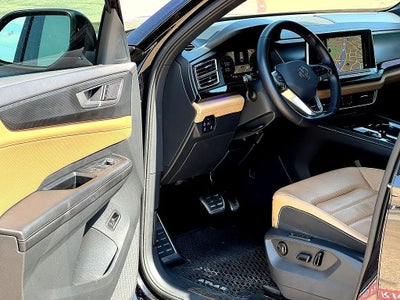 2024 Volkswagen Atlas Cross Sport 2.0T SEL R-Line