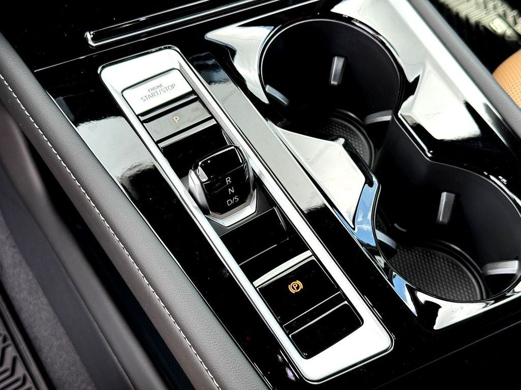 2026 Volkswagen Atlas Cross Sport 2.0T SEL